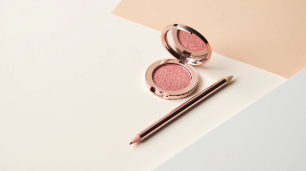 Réduisez vos dépenses beauté avec le maquillage à 1 euro